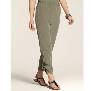 Chico's Pants Size 1.5 10 Medium Green Cinched Soft Utility Fatigue Woven
